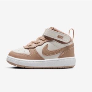 Infant Nike Court Borough Mid 2